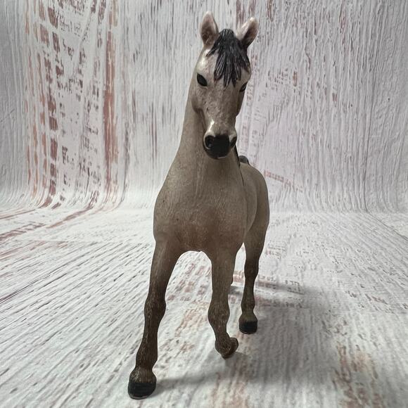 Schleich Grey Arabian Horse 73527 Figure 2013 Braids 5" - Picture 11 of 12